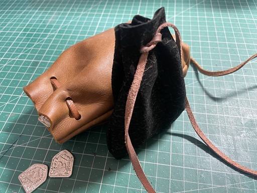 【TIW工房】オリジナルコインとオマケ革袋について