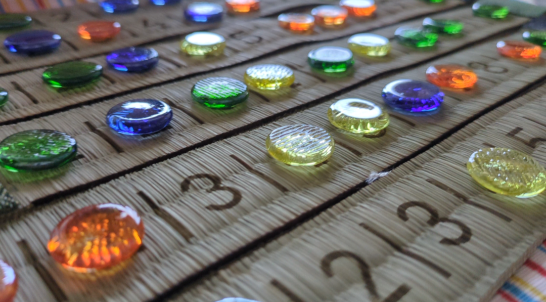 今年春に販売スタートし、すでに世界中で遊ばれている「花見-HANAMI-」を限定数でご用意してます！