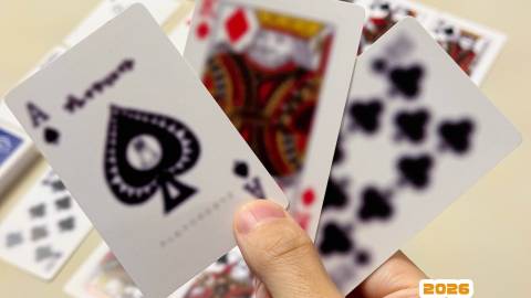 [老眼トランプ]